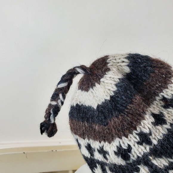 Bongo 100% Wool Nepal lined with Ear Flaps Hat Beanie Toboggan - Picture 4 of 9